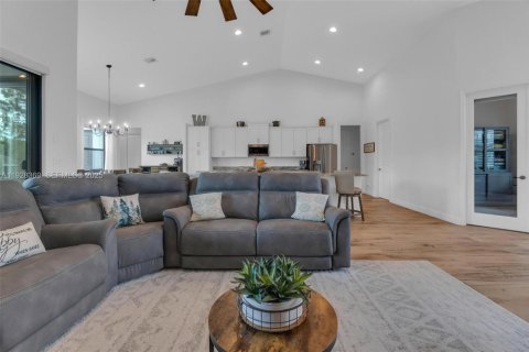 Casa en venta en Loxahatchee Groves, Florida, 5 dormitorios, 243.4 m2 № 1986810 - foto 10