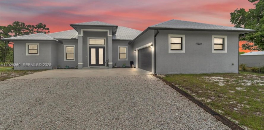 Casa en Loxahatchee Groves, Florida 5 dormitorios, 243.4 m2 № 1986810