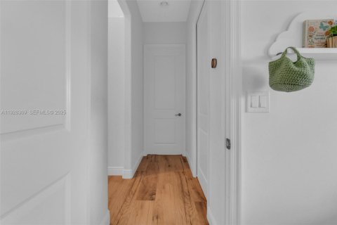 Casa en venta en Loxahatchee Groves, Florida, 5 dormitorios, 243.4 m2 № 1986810 - foto 30