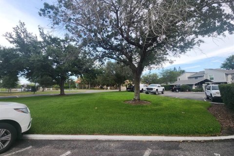 Adosado en venta en Orlando, Florida, 2 dormitorios, 124.02 m2 № 2155784 - foto 4