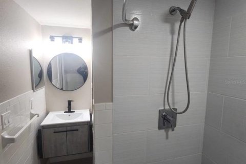Adosado en venta en Orlando, Florida, 2 dormitorios, 124.02 m2 № 2155784 - foto 18