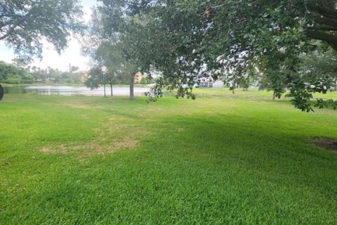 Adosado en venta en Orlando, Florida, 2 dormitorios, 124.02 m2 № 2155784 - foto 12