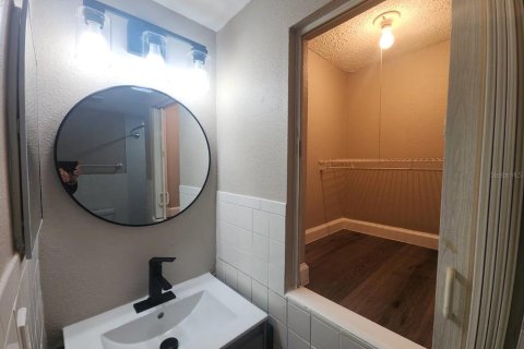 Adosado en venta en Orlando, Florida, 2 dormitorios, 124.02 m2 № 2155784 - foto 19