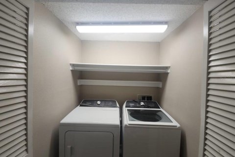 Adosado en venta en Orlando, Florida, 2 dormitorios, 124.02 m2 № 2155784 - foto 14