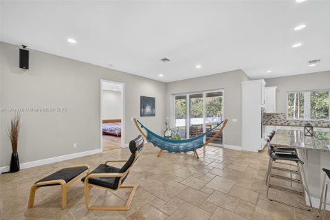 House in Jupiter, Florida 4 bedrooms, 300.17 sq.m. № 2015781 - photo 17