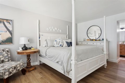 Condo in Saint Petersburg, Florida, 2 bedrooms  № 1785114 - photo 15