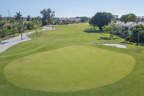 Condo in Saint Petersburg, Florida, 2 bedrooms  № 1785114 - photo 26