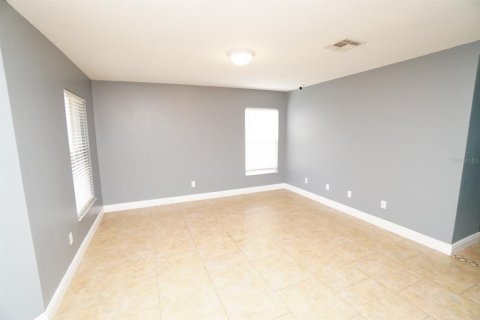 Villa ou maison à vendre à Davenport, Floride: 3 chambres, 208.75 m2 № 2221841 - photo 4