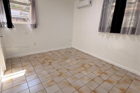 Снять в аренду квартиру в Майами, Флорида 1 спальня, 41.81м2, № 2024295 - фото 8