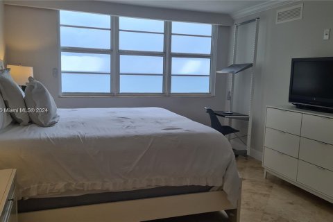 Copropriété à louer à Miami Beach, Floride: 2 chambres, 87.61 m2 № 2080117 - photo 4