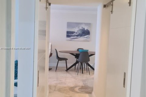 Copropriété à louer à Miami Beach, Floride: 2 chambres, 87.61 m2 № 2080117 - photo 26