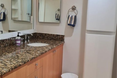 Copropriété à louer à Miami Beach, Floride: 2 chambres, 87.61 m2 № 2080117 - photo 21