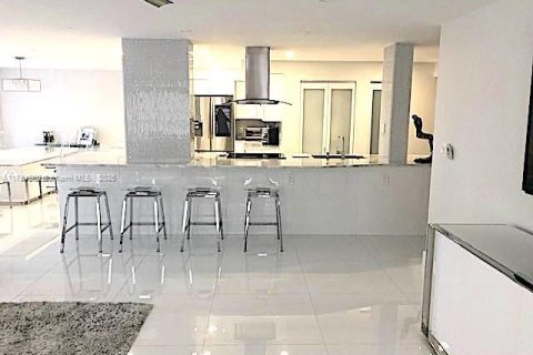 Copropriété à louer à Fort Lauderdale, Floride: 2 chambres, 164.53 m2 № 1985674 - photo 14