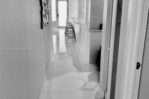Copropriété à louer à Fort Lauderdale, Floride: 2 chambres, 164.53 m2 № 1985674 - photo 15