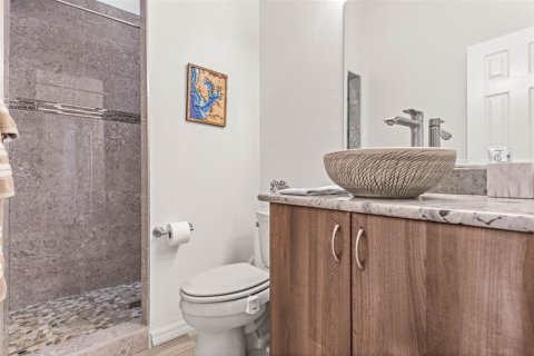 Adosado en alquiler en Saint Petersburg, Florida, 3 dormitorios, 240.9 m2 № 1744758 - foto 24