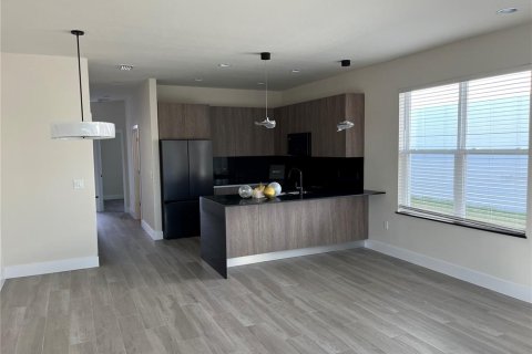 Купить кондоминиум в Клермон, Флорида 9 комнат, 175.4м2, № 1530990 - фото 8