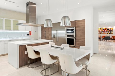 Купить виллу или дом в Майами, Флорида 7 спален, 506.5м2, № 2048757 - фото 19