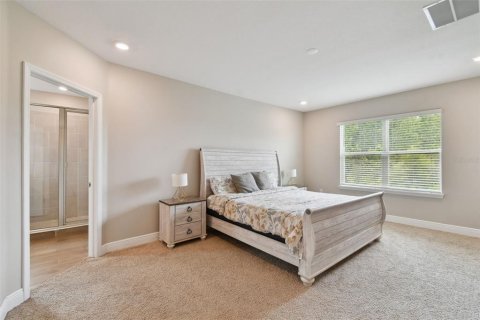 Casa en venta en Wesley Chapel, Florida, 5 dormitorios, 289.2 m2 № 1844657 - foto 25