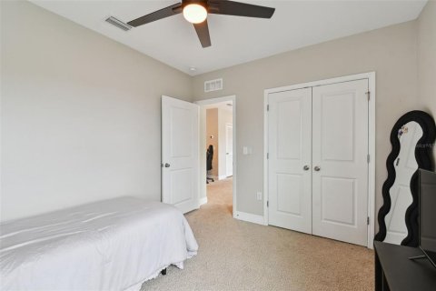Casa en venta en Wesley Chapel, Florida, 5 dormitorios, 289.2 m2 № 1844657 - foto 24