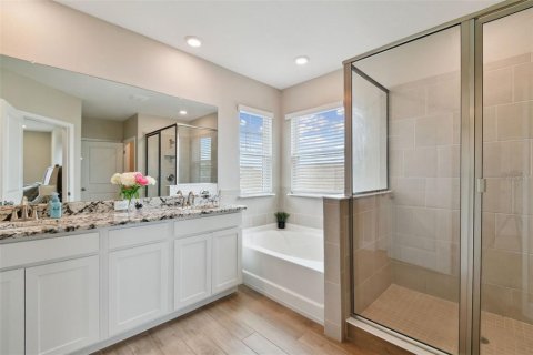 Casa en venta en Wesley Chapel, Florida, 5 dormitorios, 289.2 m2 № 1844657 - foto 27