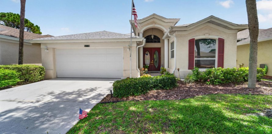 Casa en Port St. Lucie, Florida 2 dormitorios, 187.11 m2 № 2191183