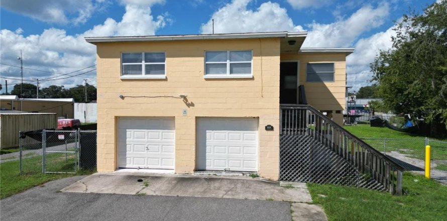 Villa ou maison à Titusville, Floride 3 chambres, 71.35 m2 № 2433531