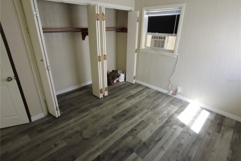 Villa ou maison à louer à Titusville, Floride: 3 chambres, 71.35 m2 № 2433531 - photo 11