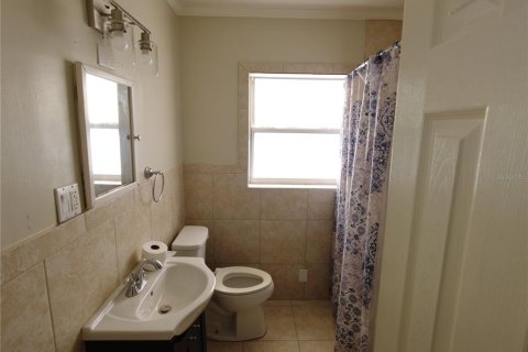 Villa ou maison à louer à Titusville, Floride: 3 chambres, 71.35 m2 № 2433531 - photo 9