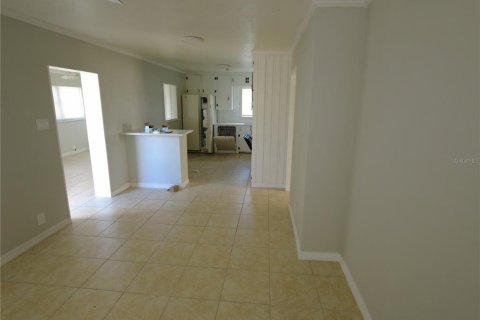 Villa ou maison à louer à Titusville, Floride: 3 chambres, 71.35 m2 № 2433531 - photo 10