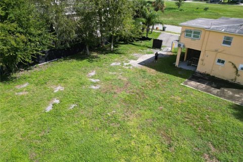 Villa ou maison à louer à Titusville, Floride: 3 chambres, 71.35 m2 № 2433531 - photo 3