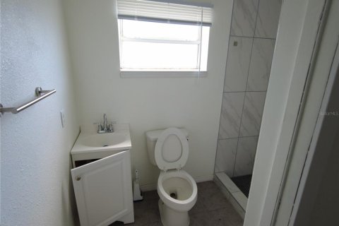 Villa ou maison à louer à Titusville, Floride: 3 chambres, 71.35 m2 № 2433531 - photo 7