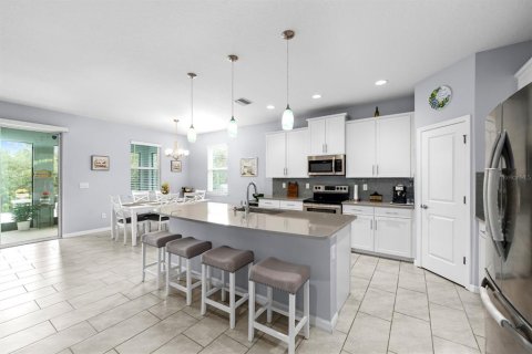 Casa en venta en Tampa, Florida, 4 dormitorios, 189.06 m2 № 1546323 - foto 5