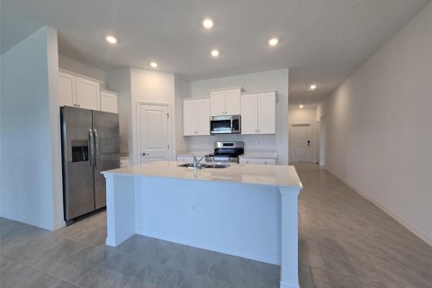 Casa en alquiler en Lehigh Acres, Florida, 3 dormitorios, 185.99 m2 № 1832993 - foto 4
