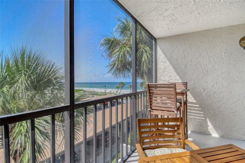 Condo in Longboat Key, Florida, 2 bedrooms  № 1856319 - photo 8