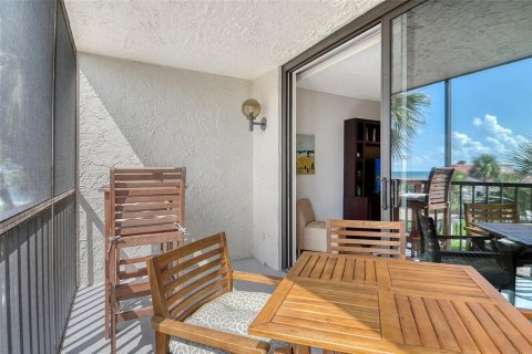 Condo in Longboat Key, Florida, 2 bedrooms  № 1856319 - photo 10