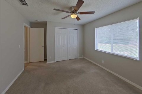 Villa ou maison à louer à Riverview, Floride: 3 chambres, 100.89 m2 № 2117655 - photo 8