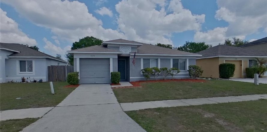 Villa ou maison à Riverview, Floride 3 chambres, 100.89 m2 № 2117655