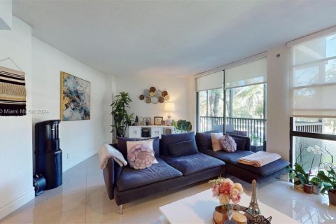 Condo in Aventura, Florida, 2 bedrooms  № 1938332 - photo 6