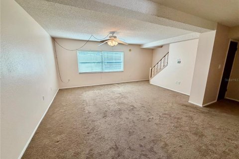 Condo in Dunedin, Florida, 2 bedrooms  № 2226616 - photo 20