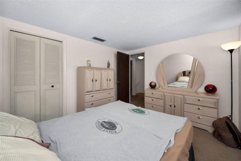 Condo in Dunedin, Florida, 2 bedrooms  № 2226616 - photo 30