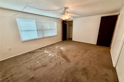 Condo in Dunedin, Florida, 2 bedrooms  № 2226616 - photo 28