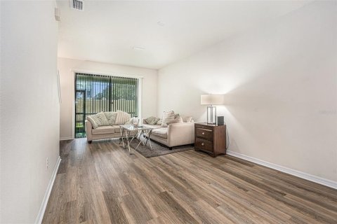 Townhouse in Clearwater, Florida 3 bedrooms, 134.15 sq.m. № 1829700 - photo 4