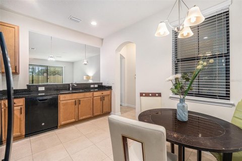Townhouse in Clearwater, Florida 3 bedrooms, 134.15 sq.m. № 1829700 - photo 11