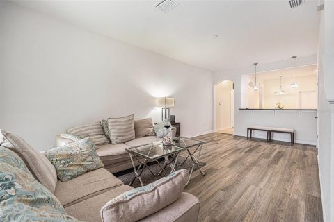 Townhouse in Clearwater, Florida 3 bedrooms, 134.15 sq.m. № 1829700 - photo 6