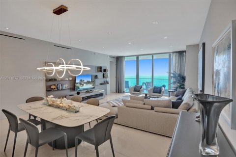 Condo in Sunny Isles Beach, Florida, 4 bedrooms  № 2075305 - photo 3