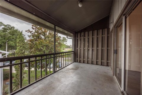 Condo in Gainesville, Florida, 2 bedrooms  № 1805373 - photo 19