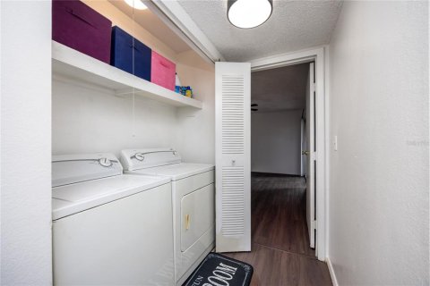 Condo in Gainesville, Florida, 2 bedrooms  № 1805373 - photo 17