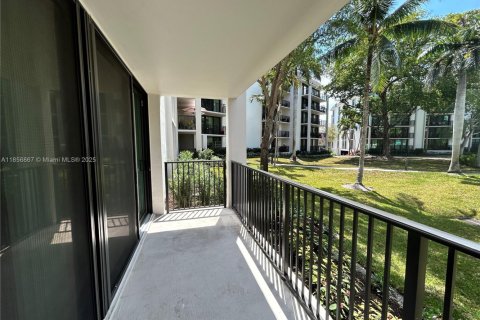 Condo in Fort Lauderdale, Florida, 2 bedrooms  № 1878974 - photo 15