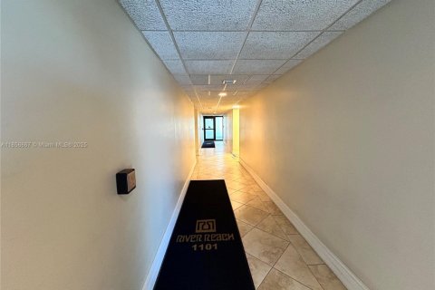 Condo in Fort Lauderdale, Florida, 2 bedrooms  № 1878974 - photo 16