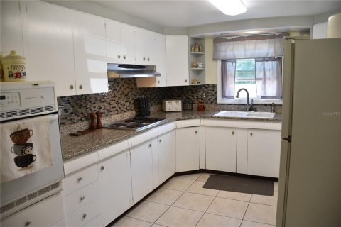 House in Lakeland, Florida 3 bedrooms, 137.96 sq.m. № 1535678 - photo 3